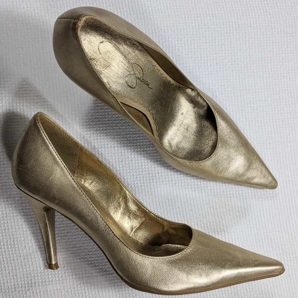 gold pointed toe heels
